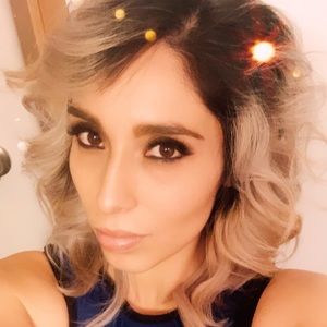 Meet your Posher, Joy